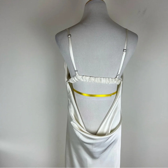 NWT L'Academie Revolve Rumi Low Back Maxi Dress in Ivory Size S - Picture 5 of 10